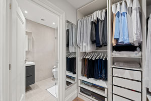 Photo 23- click for photo gallery